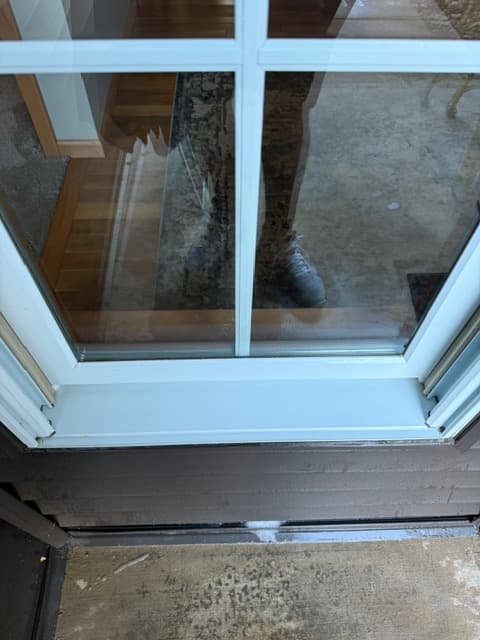 Window after professional cleaning with clearer glass from the new set